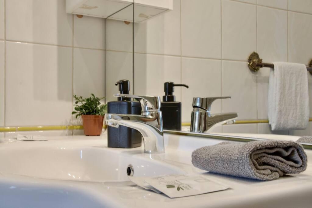Apartament Budget By Hi5 - King Street - For Groups *
