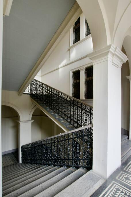 Apartment Budget By Hi5 - King Street - For Groups Budapest